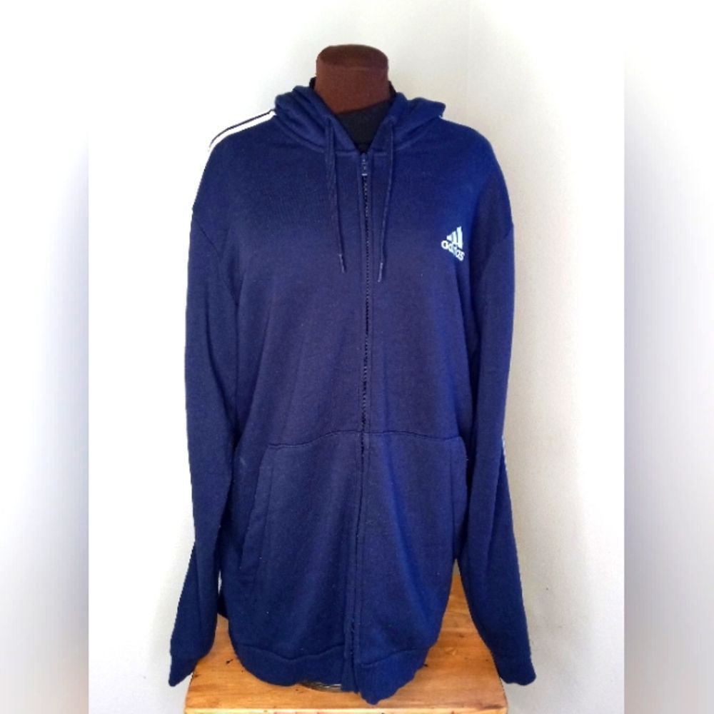 Adidas jacket vintage crew navey size extra large.